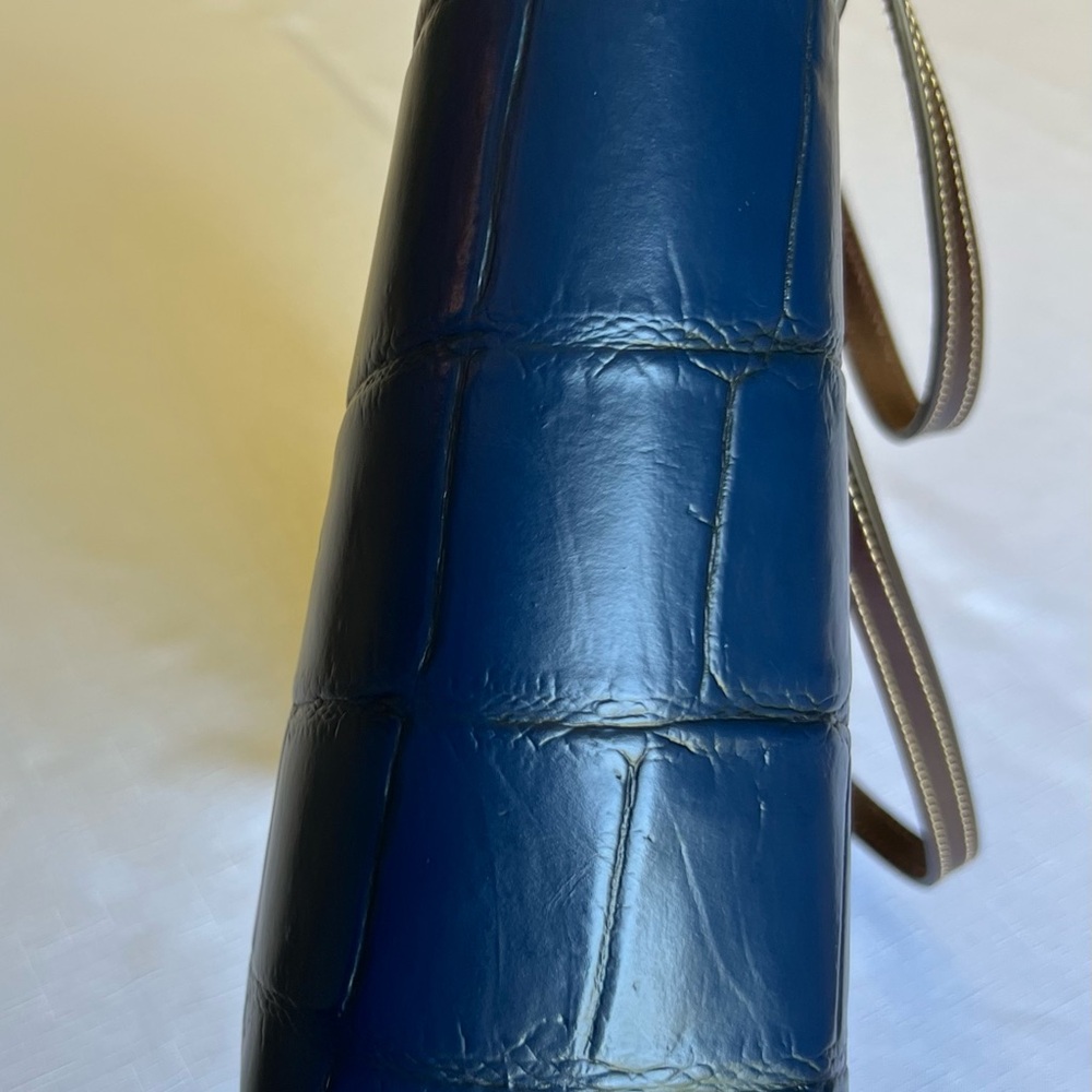 Dooney & Bourke Croc Embossed Small Lexington Tote Bag Midnight Blue EUC - Picture 5 of 16